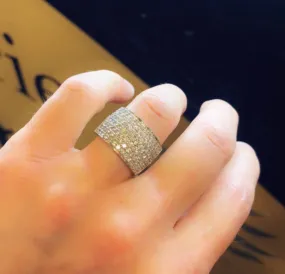 Diamond women ring