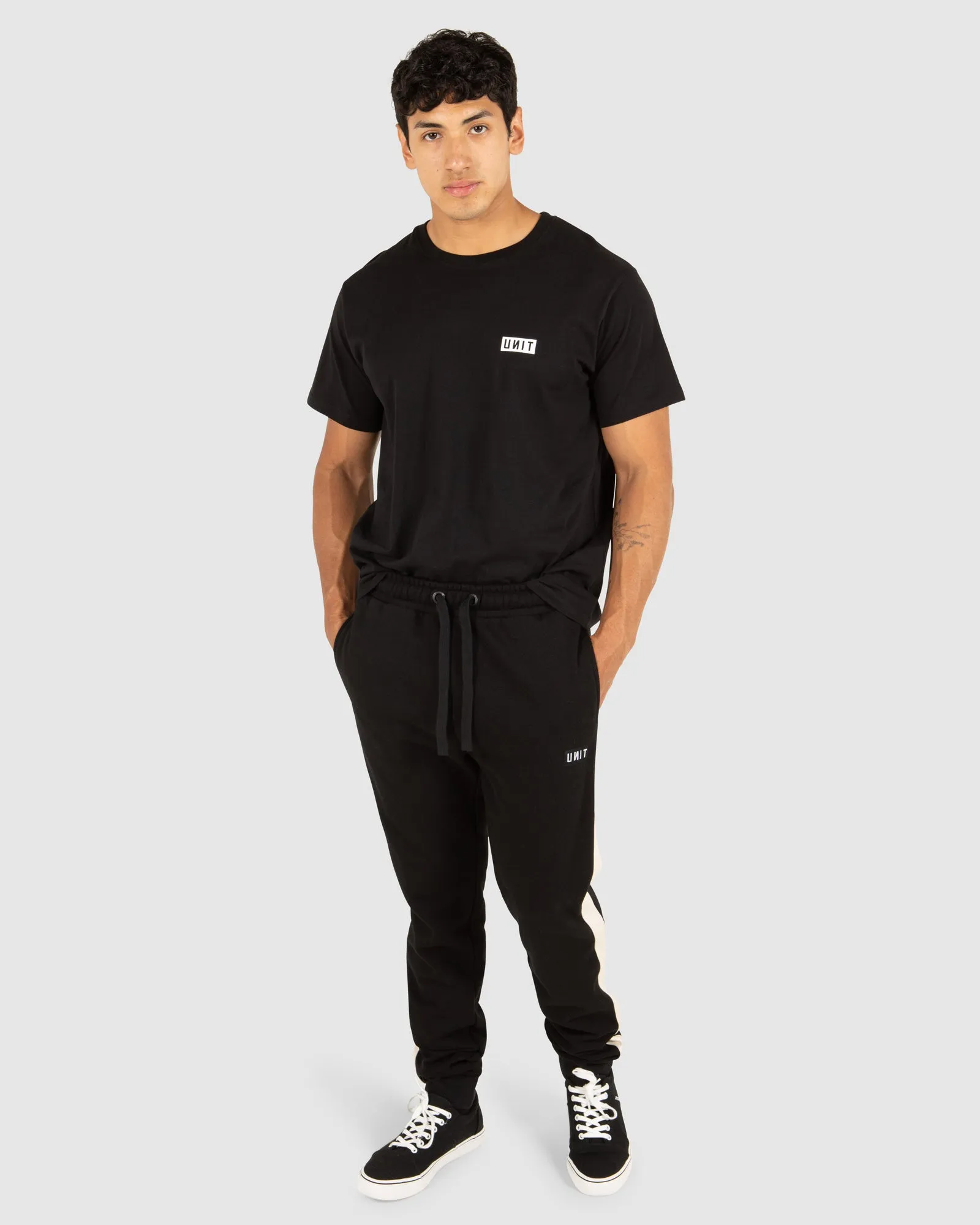 UNIT Mens GravityTrack Pants